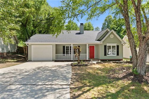 5413 Whitley Way, Greensboro, NC, 27407-5468 | Card Image