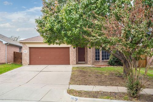 8629 Rainy Lake Drive, Fort Worth, TX, 76244 | Card Image