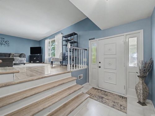 1200 S Helfrich Avenue, Evansville, IN, 47712 | Card Image