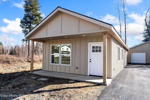 375 Jasper Loop, Ponderay, ID, 83852-5109 | Card Image