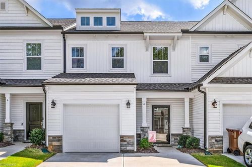 4 Naima Ln, Greensboro, NC, 27455-2890 | Card Image