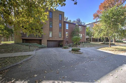 apt-2-717 W Prairie Ave, Decatur, IL, 62522-2078 | Card Image