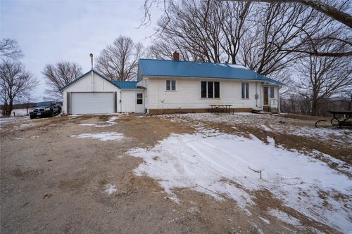 4311 E 68th St S, Newton, IA, 50208-8124 | Card Image