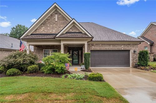 27 Layken Ln, Simpsonville, SC, 29680-6424 | Card Image