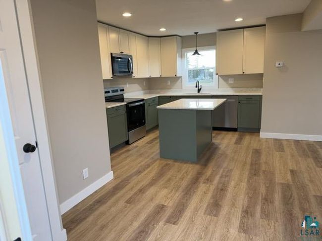 402 N Elba Ave, House other with 2 bedrooms, 1 bathrooms and null parking in Eveleth MN | Image 13