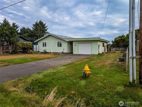 574 Ensign Ave Nw, Ocean Shores, WA, 98569-9778 | Card Image