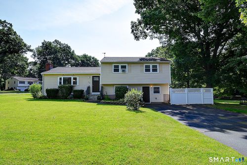 11 Autumn Dr, Southington, CT, 06489-4306 | Card Image