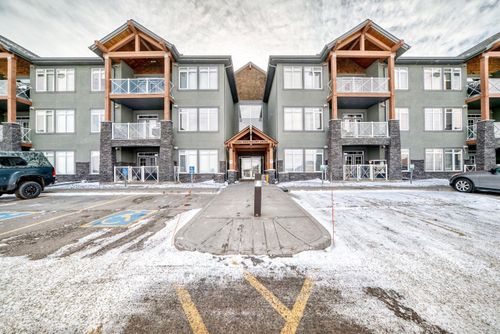 107-1005A Westmount Drive, Strathmore, AB, T1P0C3 | Card Image