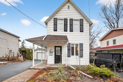 381 Montfort St, Vanier, ON, K1L5M9 | Card Image