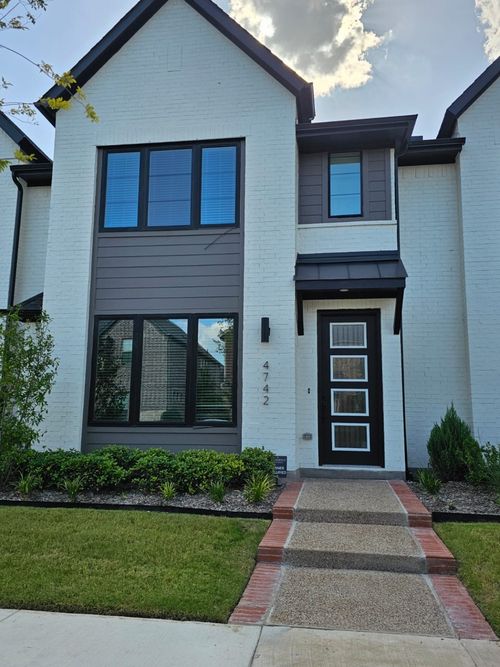 4742 Smokey Quartz Ln, Arlington, TX, 76005-1389 | Card Image