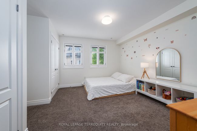 8 - 245 Van Dusen Blvd, House attached with 3 bedrooms, 3 bathrooms and null parking in Etobicoke ON | Image 28