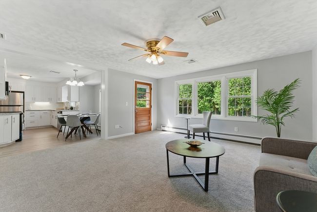 945 Shoemaker Ln, House other with 4 bedrooms, 1 bathrooms and 4 parking in Feeding Hills MA | Image 7