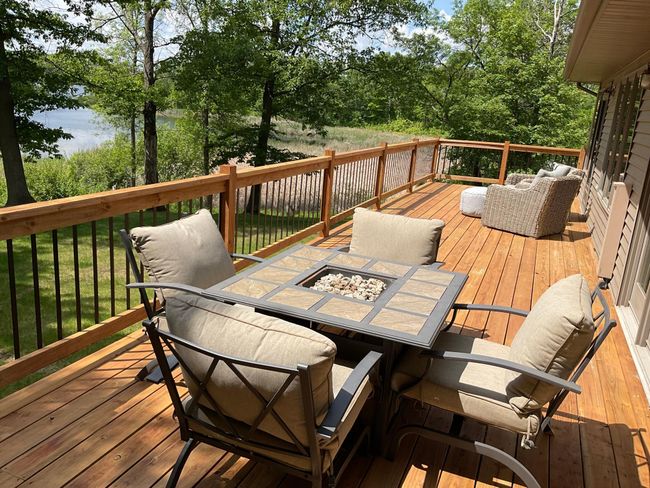 Deck | Image 32
