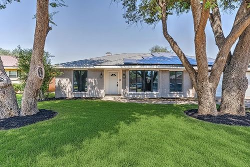 3322 Providence Dr, Midland, TX, 79707-4813 | Card Image