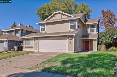 121 Copper Leaf Way, Sacramento, CA, 95838-1853 | Card Image