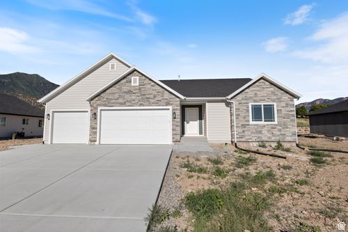 1536 N 300 E, Nephi, UT, 84648-5627 | Card Image