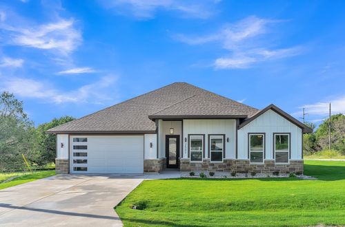 2501 Neil Ct, Granbury, TX, 76048-6529 | Card Image