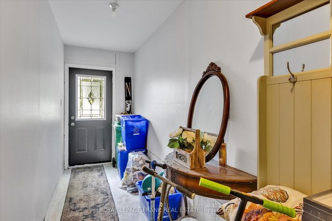 999 Baker St, House other with 5 bedrooms, 3 bathrooms and 2 parking in Peterborough ON | Image 24