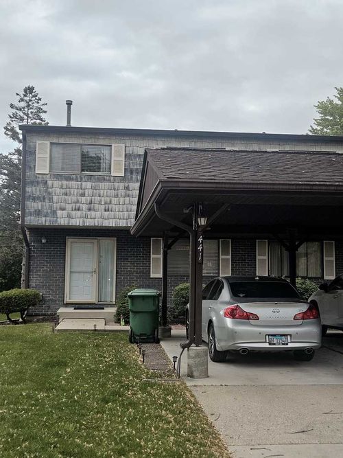 441 Commanche Trl, Wheeling, IL, 60090-5118 | Card Image