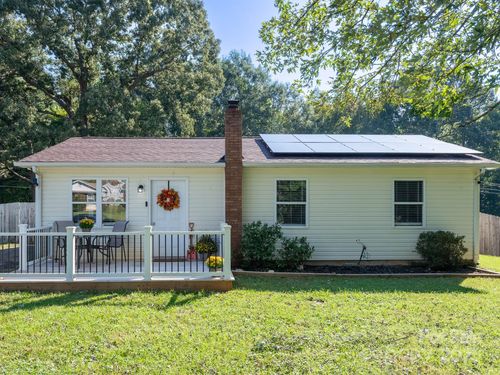 327 Downing St, Troutman, NC, 28166-8621 | Card Image