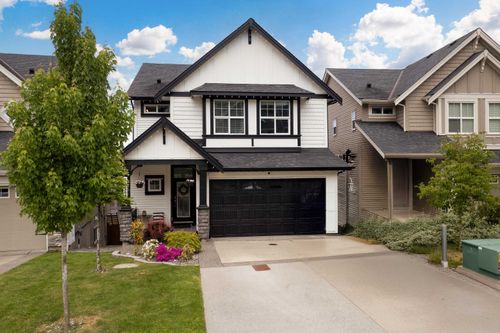 10469 Mceachern St, Maple Ridge, BC, V2W0H8 | Card Image