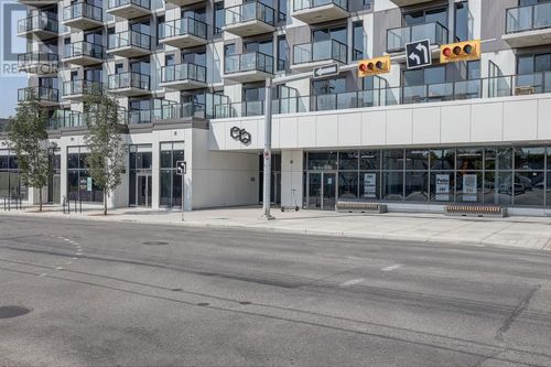 123 4 St Ne, Calgary, AB, T2E3R8 | Card Image