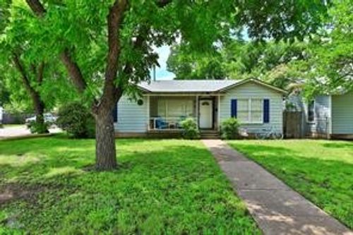 857 E North 13th St, Abilene, TX, 79601-3832 | Card Image