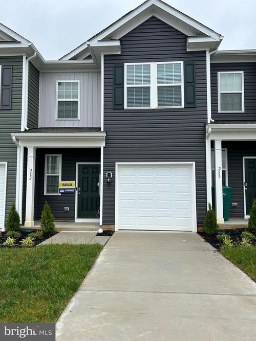 262 Baker Dr, LURAY, VA, 22835-5265 | Card Image