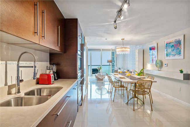 APT-4511 - 485 Brickell Ave, Condo with 1 bedrooms, 1 bathrooms and null parking in Miami FL | Image 6