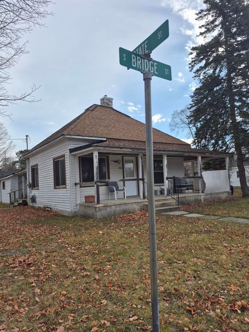 201 S Bridge St, Bellaire, MI, 49615-9567 | Card Image