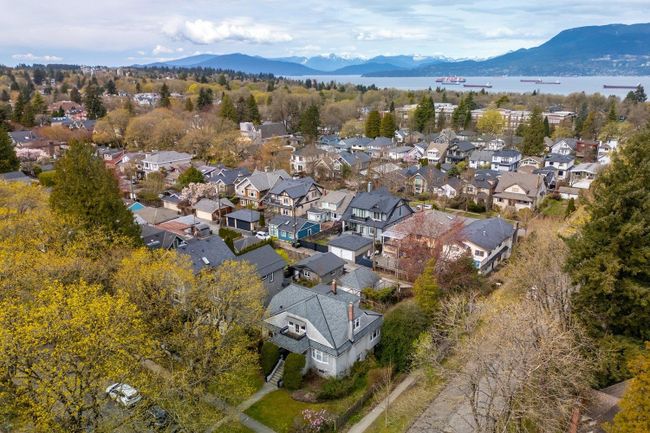 3905 W 19 Th Avenue, House other with 4 bedrooms, 2 bathrooms and 2 parking in Vancouver BC | Image 38