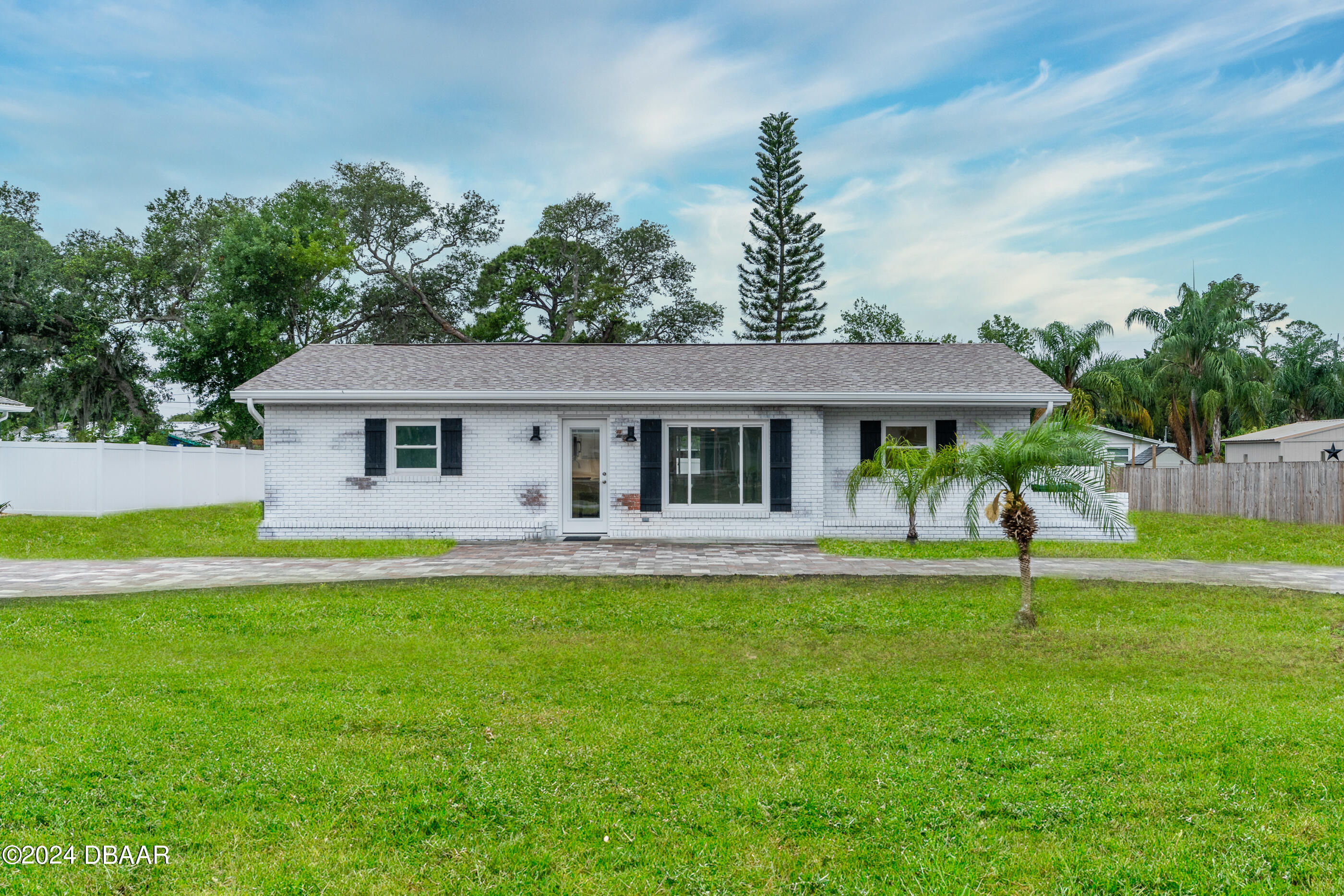 Glenwood Ave, New Smyrna Beach, FL 32168