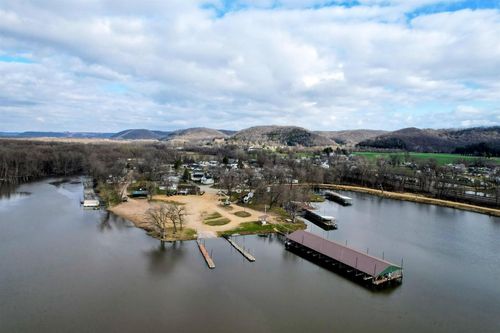 122 Mississippi Ln, BAGLEY, WI, 53801-9613 | Card Image