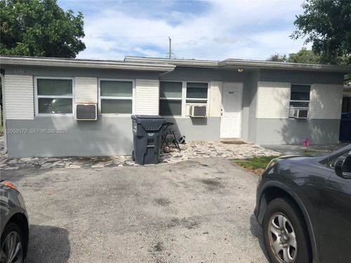 a-5647 Hayes St, Hollywood, FL, 33021-5164 | Card Image