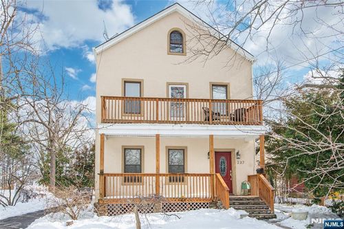 237 E Passaic Ave, Bloomfield, NJ, 07003-3833 | Card Image