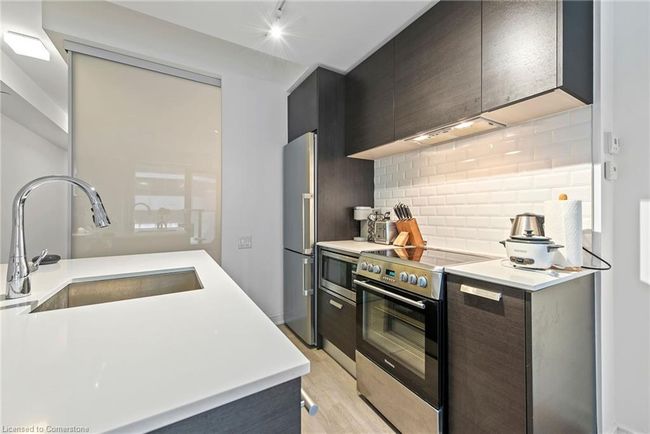 206 - 57 St Joseph St, House attached with 2 bedrooms, 1 bathrooms and null parking in Toronto ON | Image 16