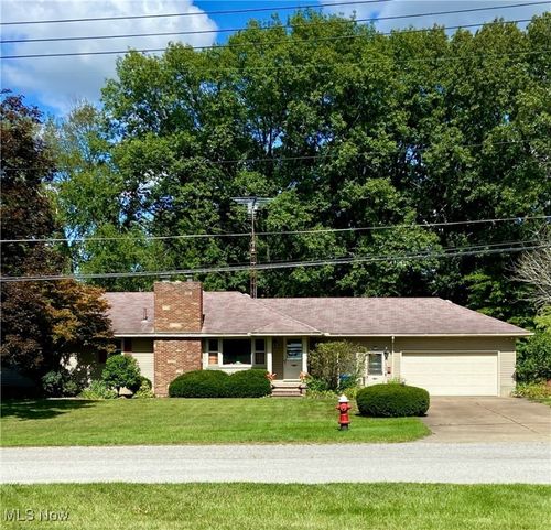 135 Ridgeland Dr, Amherst, OH, 44001-1727 | Card Image