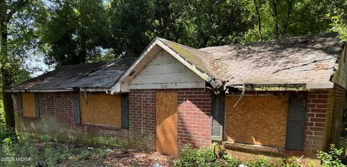 3391 Pio Nono Cir, Macon, GA, 31206-3056 | Card Image