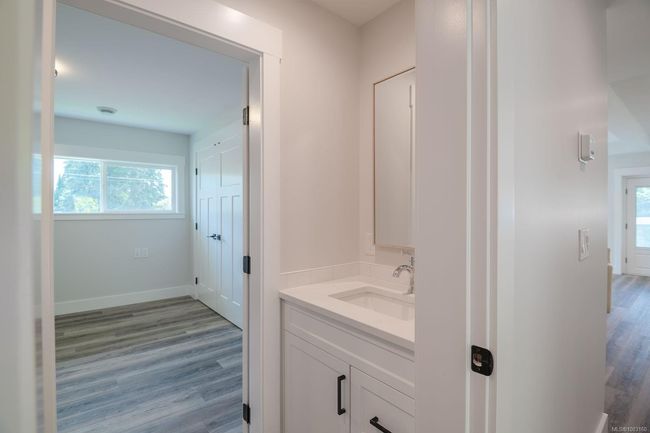 5843 Strathcona St, House other with 5 bedrooms, 3 bathrooms and 4 parking in Port Alberni BC | Image 43
