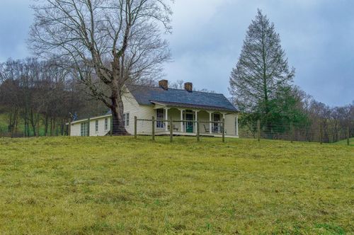 2319 Little Dry Creek Rd, Pulaski, TN, 38478-7751 | Card Image