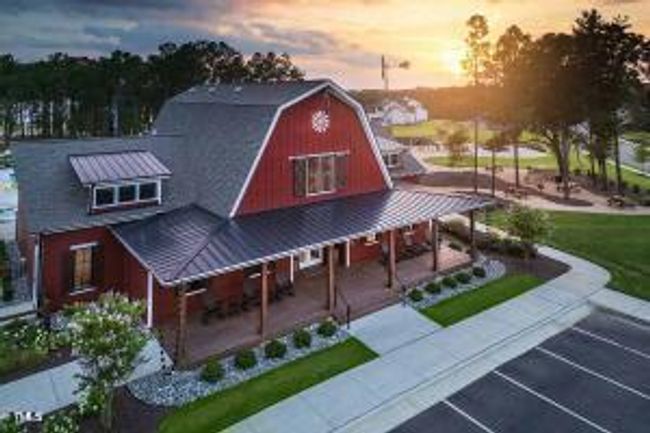 Serenity Barnyard | Image 6