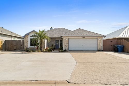 13845 Halyard Dr, Corpus Christi, TX, 78418-6920 | Card Image
