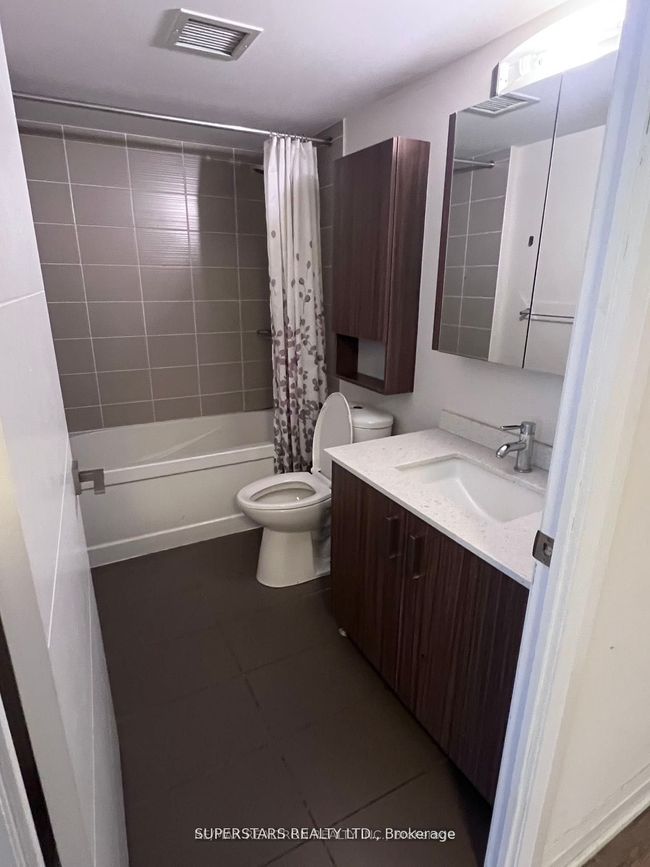 531 - 18 Uptown Dr, Condo with 1 bedrooms, 1 bathrooms and 1 parking in Markham ON | Image 4