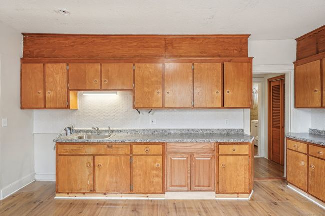 3 - 154 Easton Ave, Home with 2 bedrooms, 1 bathrooms and null parking in Waterbury CT | Image 14