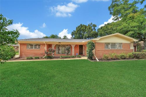 115 E Thornton Rd, Houston, TX, 77022-2817 | Card Image