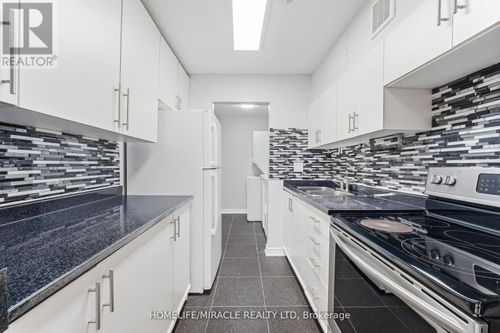 103-140 Ling Rd, Scarborough, ON, M1E4V9 | Card Image