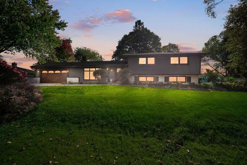 115 Eldorado Dr, Wind Point, WI, 53402-2362 | Card Image