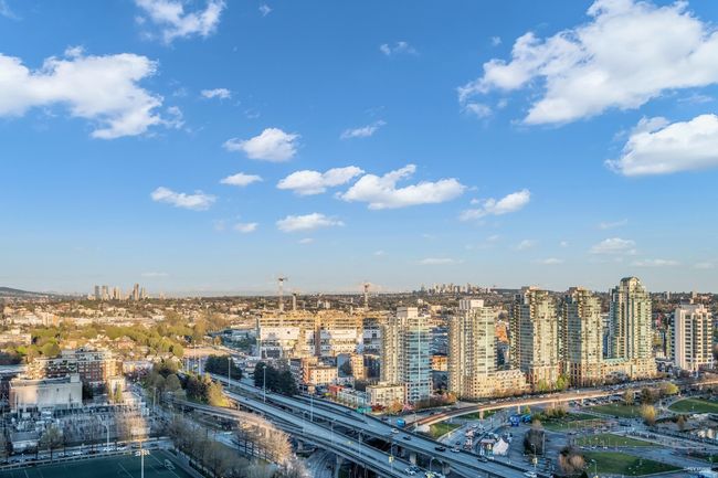 3101 - 688 Abbott Street, Condo with 2 bedrooms, 2 bathrooms and 2 parking in Vancouver BC | Image 18