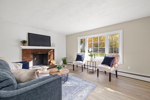 25 Pimental Dr, Seekonk, MA, 02771-3311 | Card Image