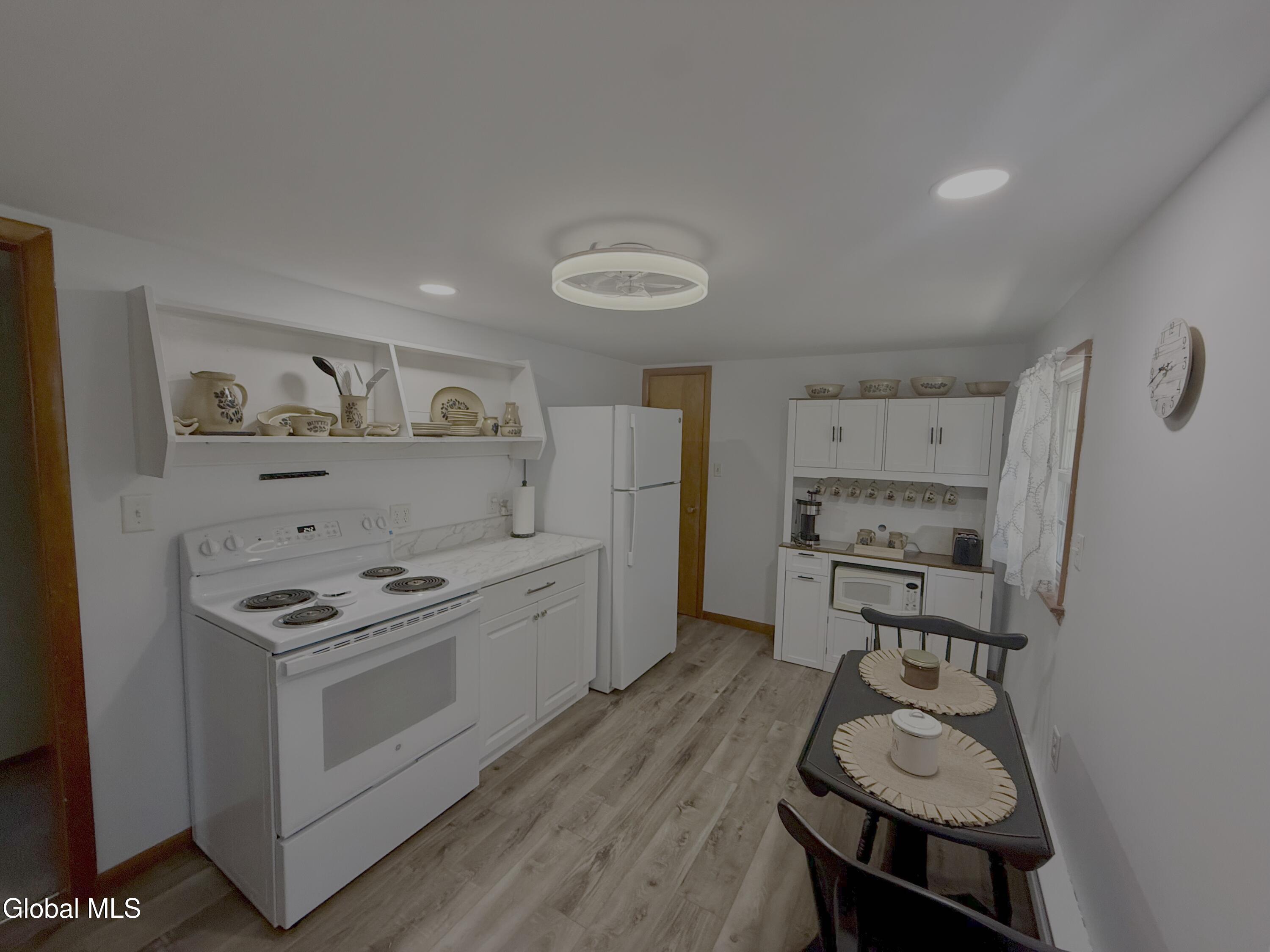 Residential Lease in Schaghticoke 5